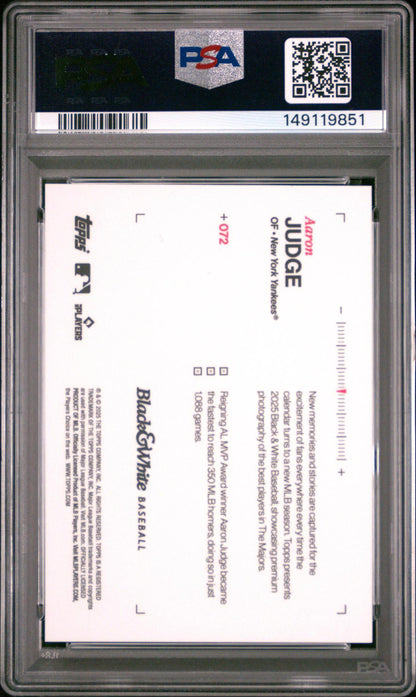 2025 Topps Black & Yellow Aaron Judge #72 Yellow /75 PSA 10